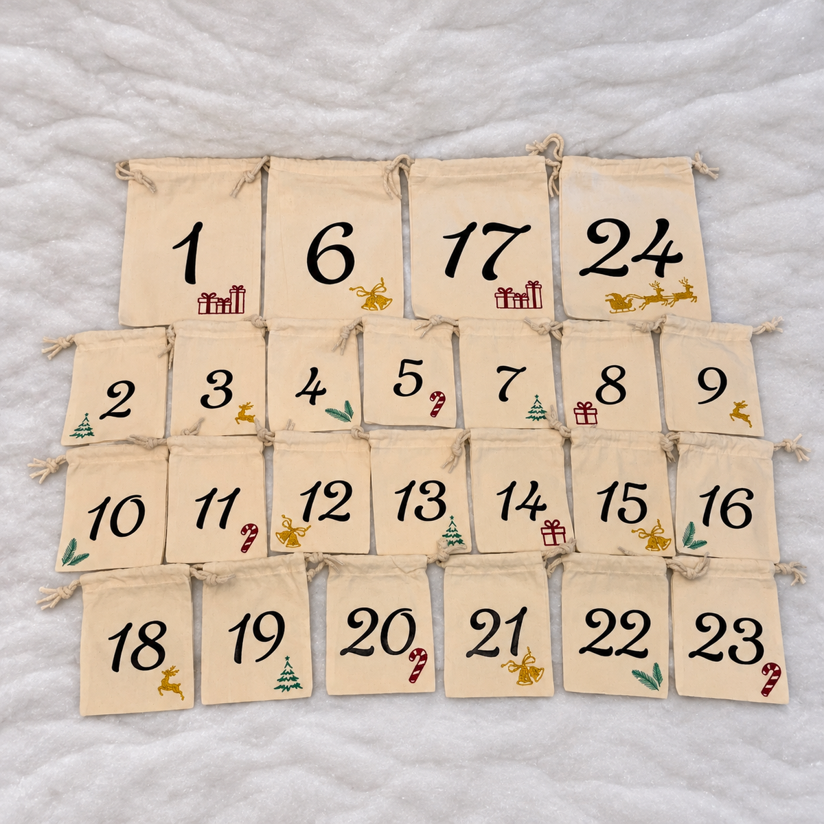 Calendrier de l’Avent – 24 petites hottes en coton premium
